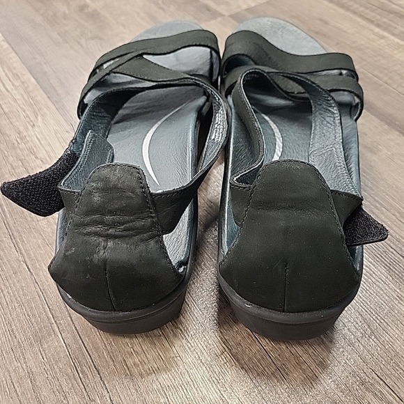 Abeo Bio System Sandals, Black, Size 9 - Picture 4 of 7